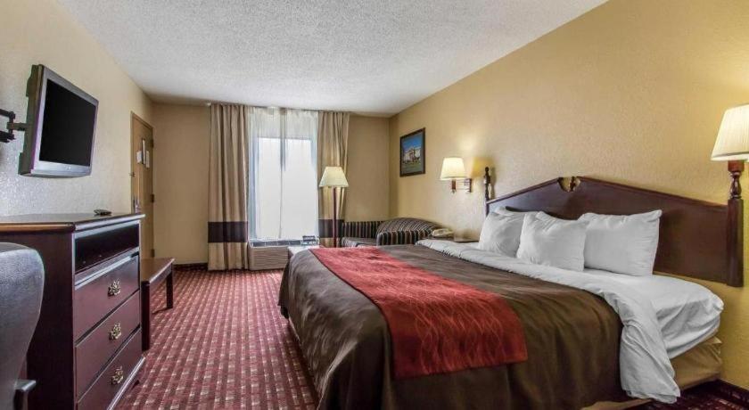 Quality Inn Andalusia Buitenkant foto